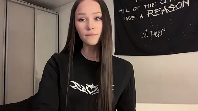 ur molly online show from February 25, 3:32 pm