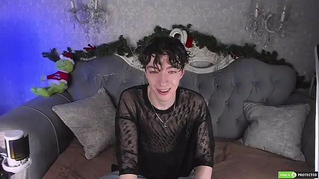 TrevorBenson online show from January 11, 3:44 am