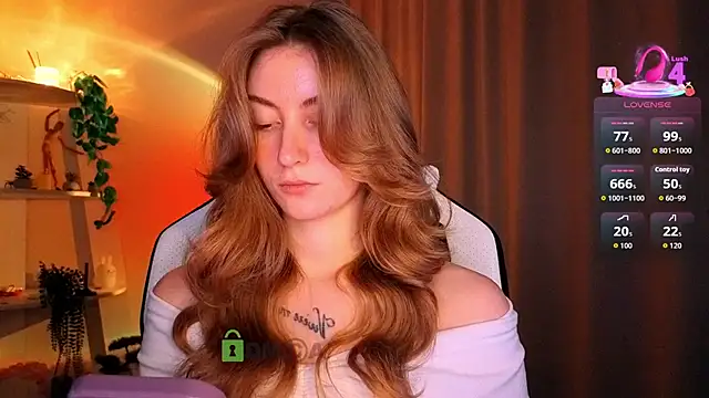 lady curls online show from March 29, 9:48 pm