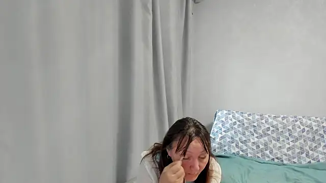 elis gabbi online show from October 31, 1:17 am