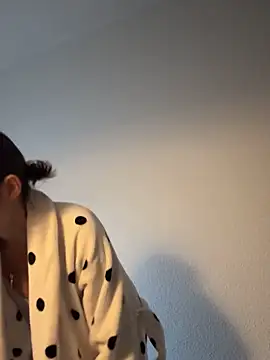 EmilyWi  online show from October 10, 3:55 pm