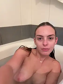 MrAndMrsSavage online show from October 20, 3:23 pm