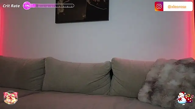 MrAndMrsSavage online show from December 21, 11:12 pm