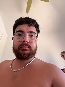 MrAndMrsSavage online show from July 16, 10:54 am