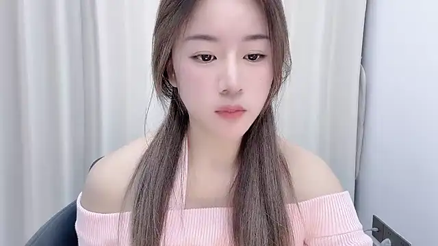 chloe-01 online show from December 4, 12:14 pm