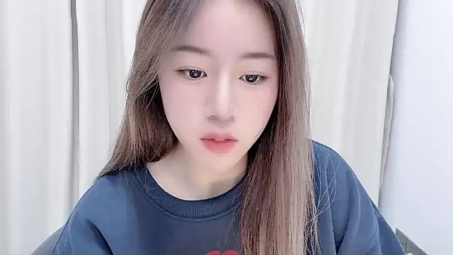 chloe-01 online show from December 11, 12:23 pm