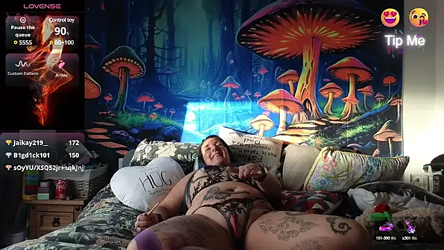 tattoomilf86 online show from March 16, 5:17 pm