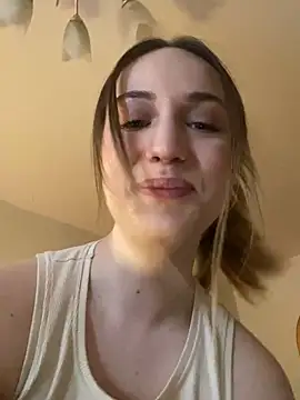 Emily the temptress  online show from December 21, 8:18 am