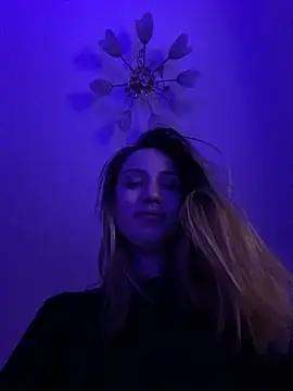 Emily the temptress  online show from December 28, 2:54 am