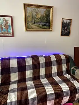 Emily the temptress  online show from March 20, 7:14 am