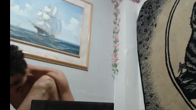 Snapshot of creamyadvisor01 chatting on March 23, 3:10 am creamyadvisor01 online show from March 23, 3:10 am