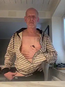 malematureisbest online show from December 21, 10:55 am