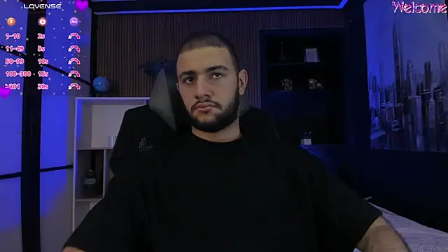 MaximusDick1  online show from March 20, 11:59 am