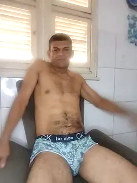 Snapshot of TiagosafadoFortaleza chatting on April 30, 12:44 pm TiagosafadoFortaleza online show from April 30, 12:44 pm