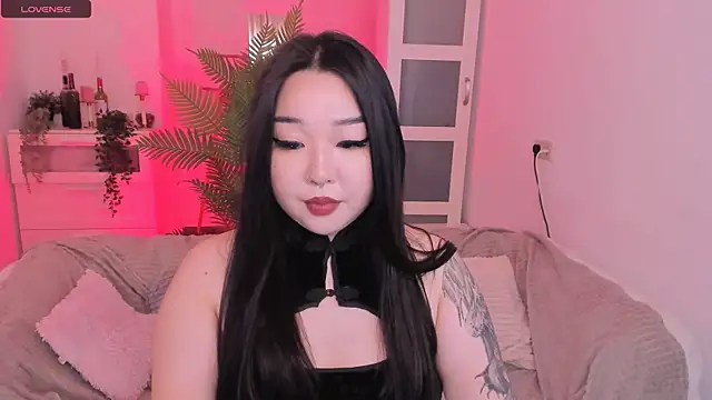 Snapshot of mei_honey_ chatting on October 10, 9:47 pm mei honey online show from October 10, 9:47 pm