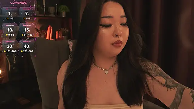 Snapshot of mei_honey_ chatting on October 14, 10:10 pm mei honey online show from October 14, 10:10 pm