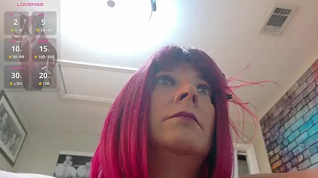 Snapshot of Luna1984 chatting on October 31, 8:54 pm Luna1984 online show from October 31, 8:54 pm