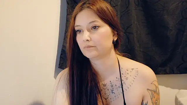 Snapshot of swett-veroniica chatting on May 11, 12:55 pm swett-veroniica online show from May 11, 12:55 pm
