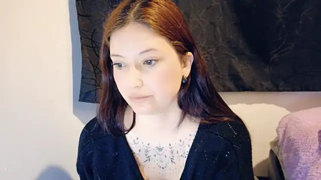 Snapshot of swett-veroniica chatting on May 12, 1:08 pm swett-veroniica online show from May 12, 1:08 pm