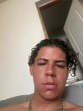 Snapshot of MasteredOpossum chatting on February 27, 1:44 pm MasteredOpossum online show from February 27, 1:44 pm