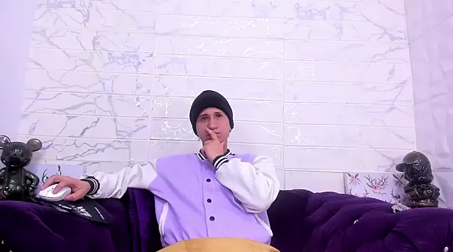 Im Milan Rs online show from January 27, 10:49 am