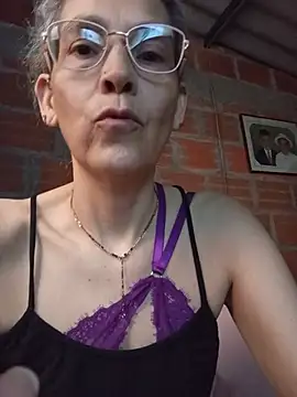 Snapshot of NanitaFun chatting on July 31, 10:20 pm NanitaFun online show from July 31, 10:20 pm