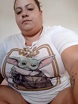 Snapshot of carola_hotwife chatting on November 22, 11:53 am carola hotwife online show from November 22, 11:53 am