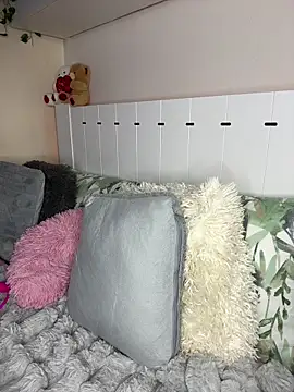 EllyChantal 11 online show from November 11, 10:15 am