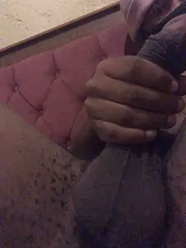 Snapshot of the_bigwc chatting on December 8, 10:57 pm the bigwc online show from December 8, 10:57 pm