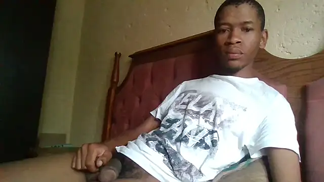 Snapshot of the_bigwc chatting on October 20, 8:04 am the bigwc online show from October 20, 8:04 am