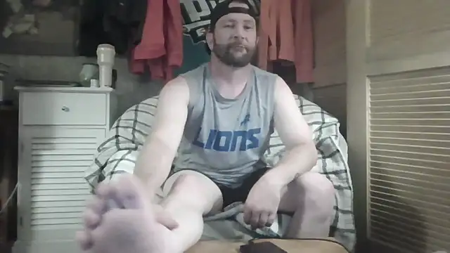Edward LongCock online show from July 18, 5:33 am