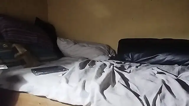 Snapshot of tus_ordenes_mis_deseos chatting on February 24, 4:05 am tus ordenes mis deseos online show from February 24, 4:05 am