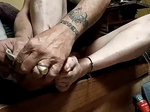 Snapshot of tus_ordenes_mis_deseos chatting on October 9, 6:44 am tus ordenes mis deseos online show from October 9, 6:44 am