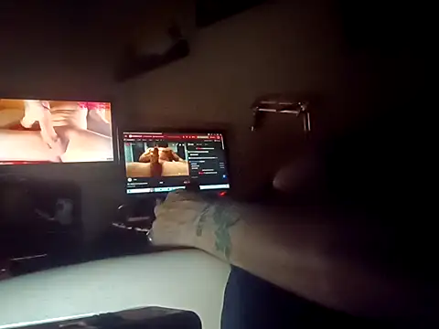 Snapshot of tus_ordenes_mis_deseos chatting on October 14, 5:30 am tus ordenes mis deseos online show from October 14, 5:30 am