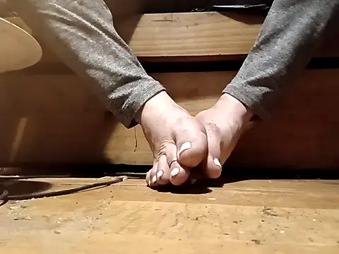 Snapshot of tus_ordenes_mis_deseos chatting on October 21, 4:02 am tus ordenes mis deseos online show from October 21, 4:02 am