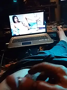Snapshot of tus_ordenes_mis_deseos chatting on May 28, 5:27 am tus ordenes mis deseos online show from May 28, 5:27 am