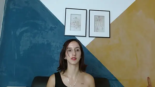 Snapshot of Ambar_Roux_ chatting on January 4, 7:34 pm Ambar Roux online show from January 4, 7:34 pm
