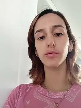 Snapshot of Ambar_Roux_ chatting on November 5, 1:22 pm Ambar Roux online show from November 5, 1:22 pm