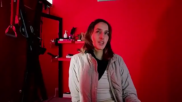 Ambar Roux  online show from April 16, 12:50 pm