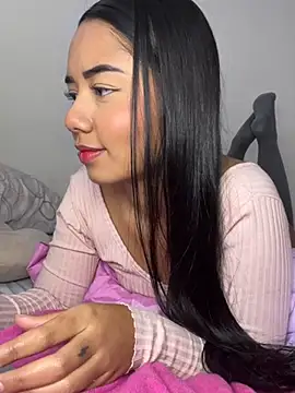 Snapshot of _Luana chatting on January 22, 9:02 am  Luana online show from January 22, 9:02 am