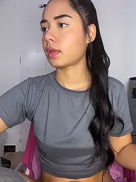 Snapshot of _Luana chatting on February 7, 12:17 pm  Luana online show from February 7, 12:17 pm