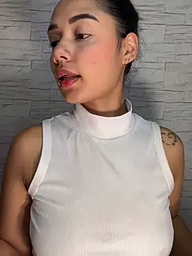  Luana online show from June 18, 12:33 am