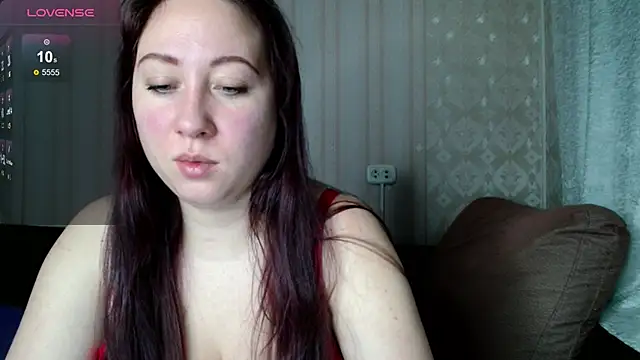 Snapshot of KellyCrystall chatting on December 21, 10:40 pm KellyCrystall online show from December 21, 10:40 pm