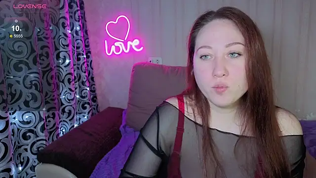 Snapshot of KellyCrystall chatting on January 11, 9:25 am KellyCrystall online show from January 11, 9:25 am