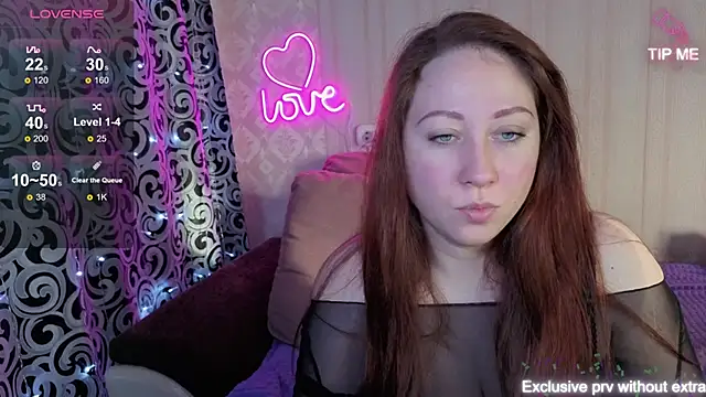 Snapshot of KellyCrystall chatting on January 15, 5:45 am KellyCrystall online show from January 15, 5:45 am