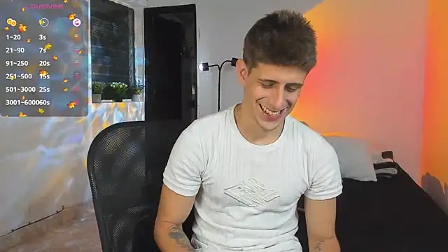 Jasperjoness online show from October 27, 9:46 am