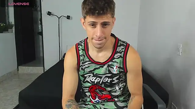 Jasperjoness online show from October 28, 9:24 am