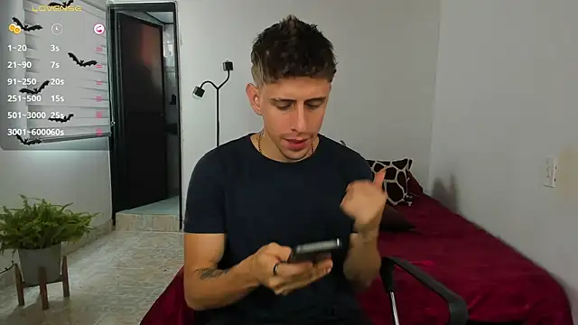 Jasperjoness online show from November 7, 7:25 pm