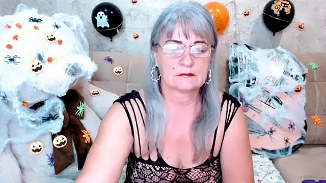 Snapshot of SiberiabBerry chatting on November 1, 4:36 am SiberiabBerry online show from November 1, 4:36 am