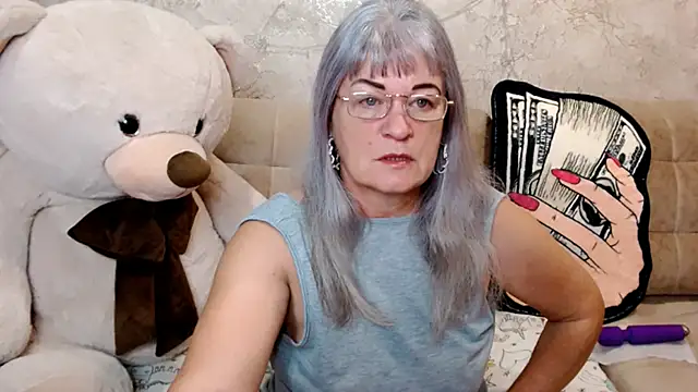 Snapshot of SiberiabBerry chatting on November 3, 11:04 pm SiberiabBerry online show from November 3, 11:04 pm